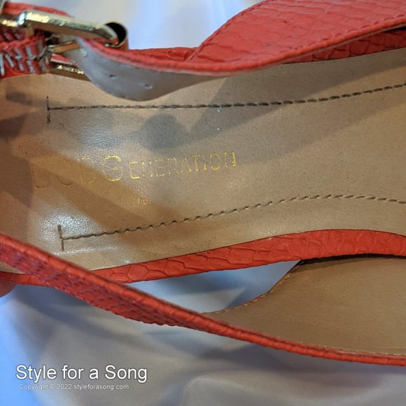 BCBGeneration Coral Peep Toe Slingback Wedge Heels 8.5 B - Picture 16 of 16